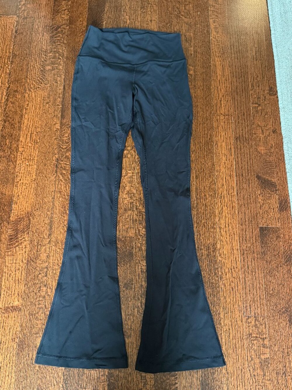Lululemon Black High Rise Flare Leggings Pants Size 6